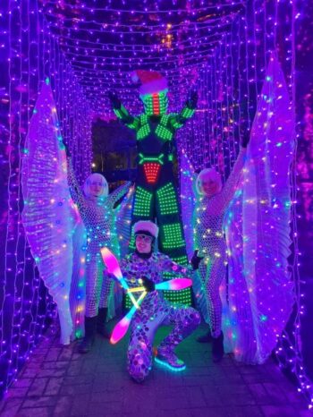 ROBOT CIRCUS – Experience LED Robots!