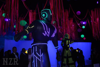 ROBOT CIRCUS – Experience LED Robots!