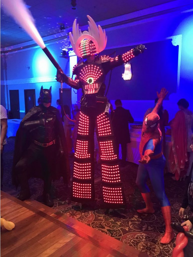 ROBOT CIRCUS – Experience LED Robots!