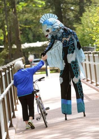 Stilt-Walkers