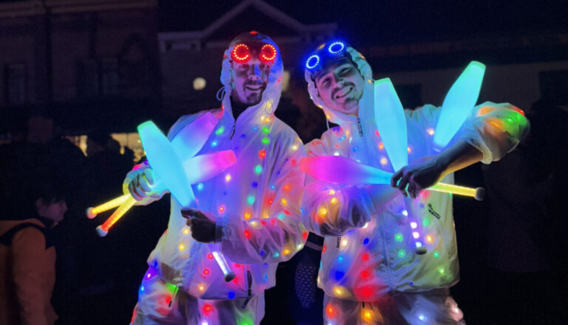 LED Jugglers