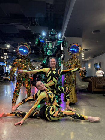 ROBOT CIRCUS – Experience LED Robots!